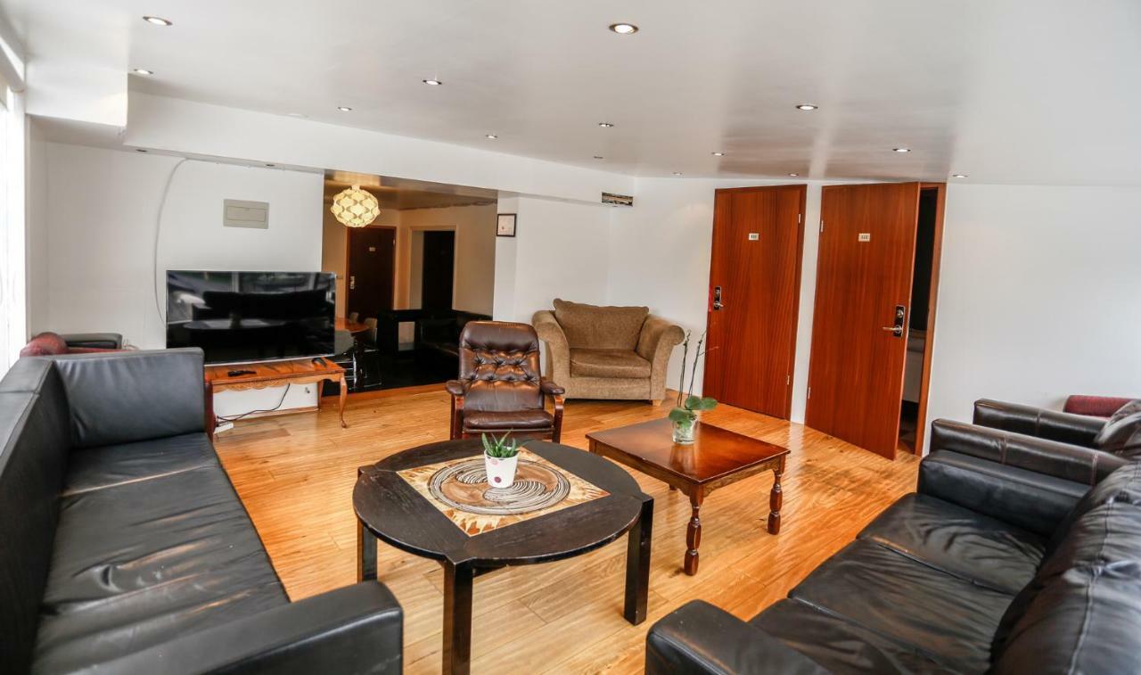 Guesthouse Summerday Reykjavík Eksteriør billede